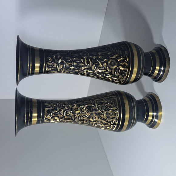 Copper Handmade Floral Pattern Black and Gold Vase Made in India - Picture 2 of 5